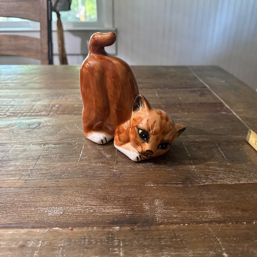 Vintage Orange Japan Ceramic Stretching Cat Figurine - Decorative Home Accent